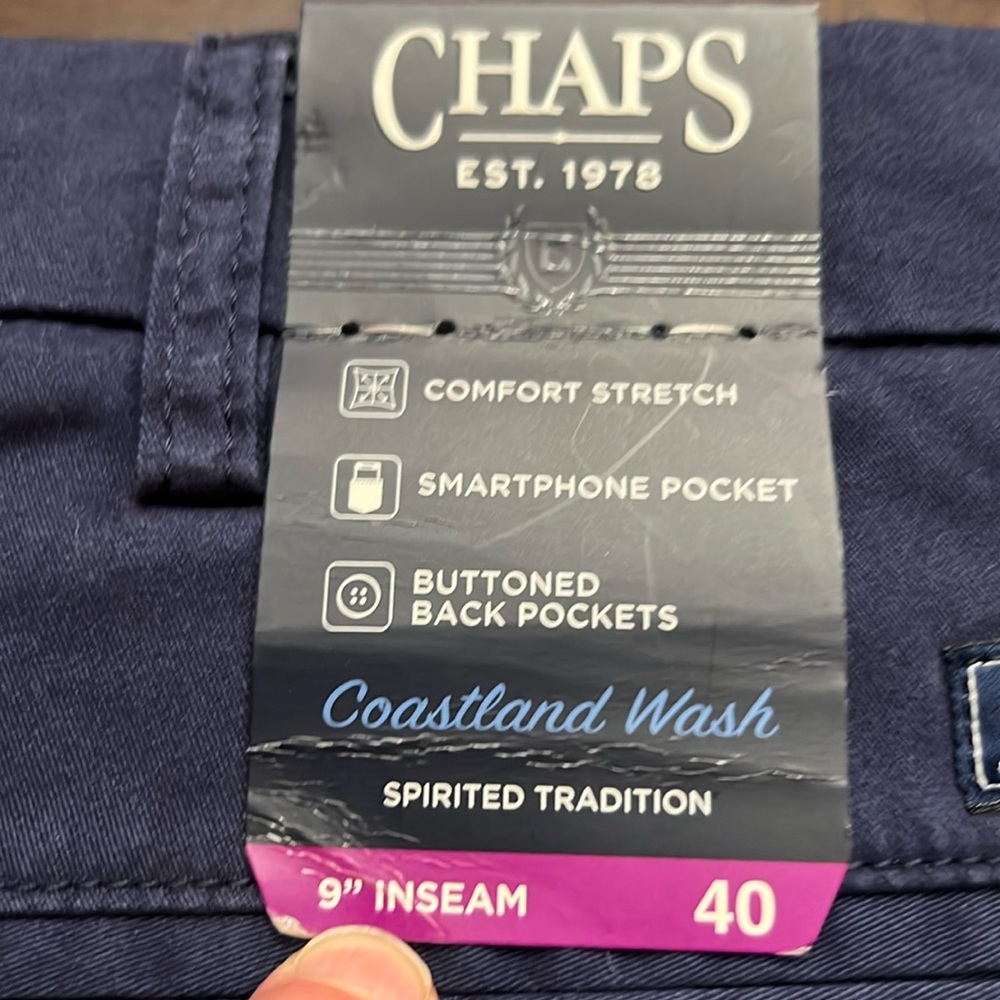 Chaps Men's Deep Blue Flat Front Shorts. New.  Size 40. Inseam 9